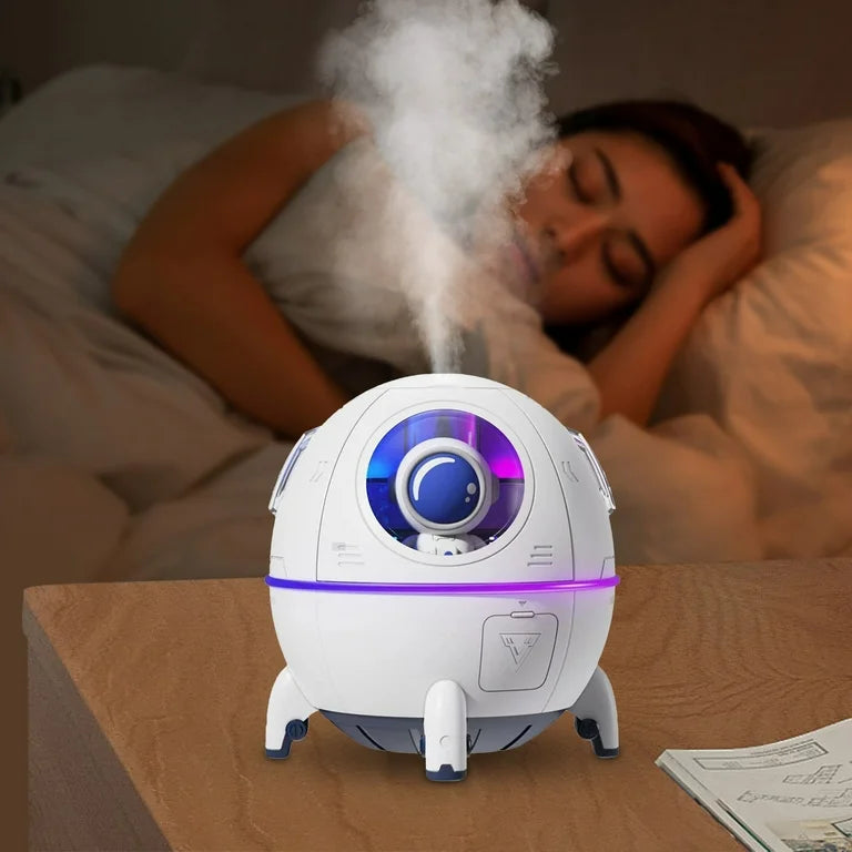 Astronaut Humidifier