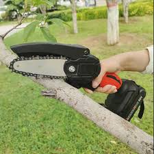 Mini ChainSaw - Rechargeable