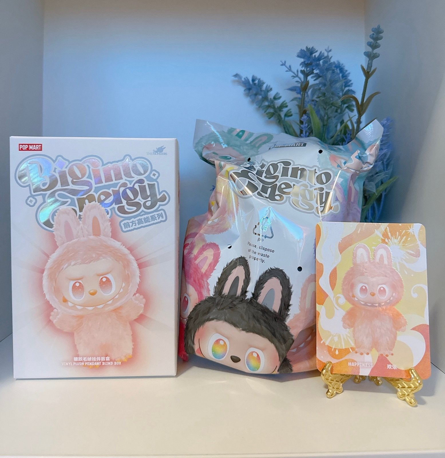 Labubu Big Into Magic Energy